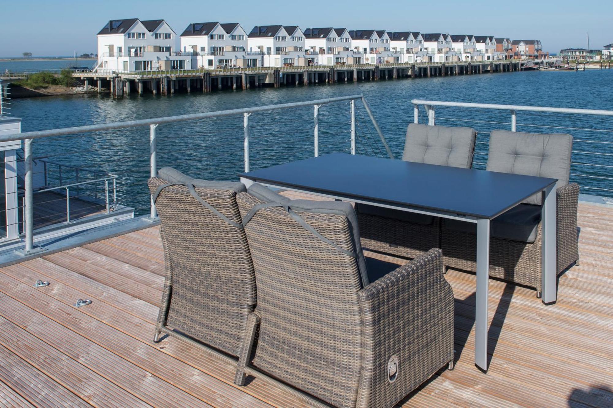 Schwimmendes Ferienhaus Antares One By Seeblick Ferien Oro, Rundum Wasser, Sauna Olpenitz Kültér fotó