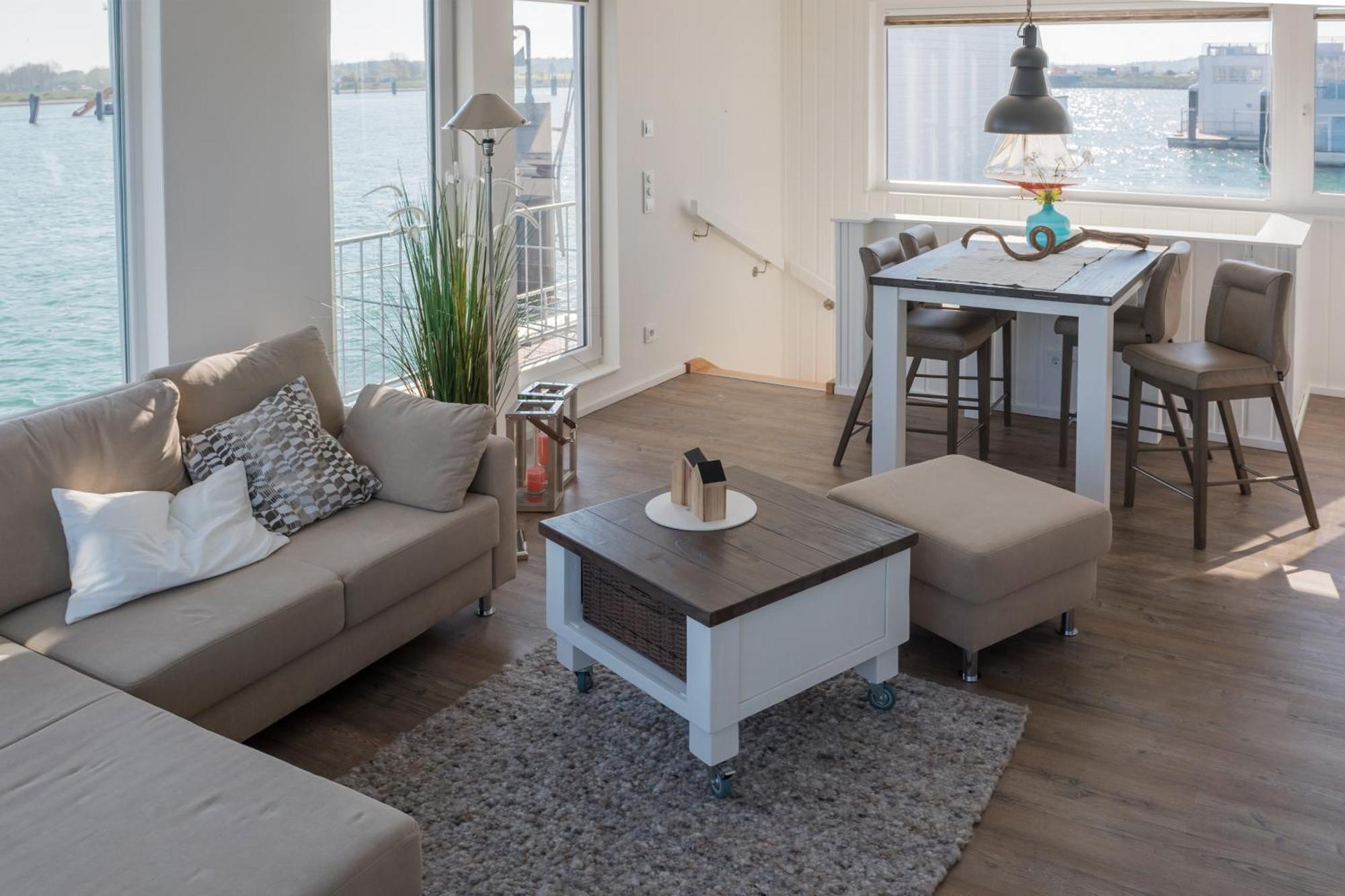 Schwimmendes Ferienhaus Antares One By Seeblick Ferien Oro, Rundum Wasser, Sauna Olpenitz Kültér fotó