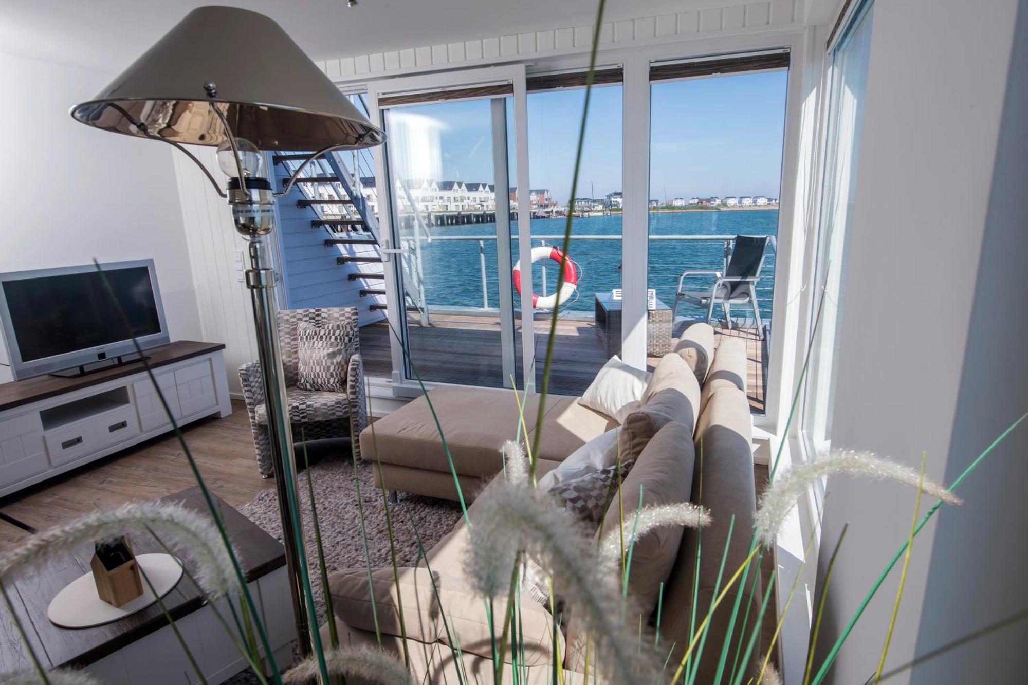 Schwimmendes Ferienhaus Antares One By Seeblick Ferien Oro, Rundum Wasser, Sauna Olpenitz Kültér fotó