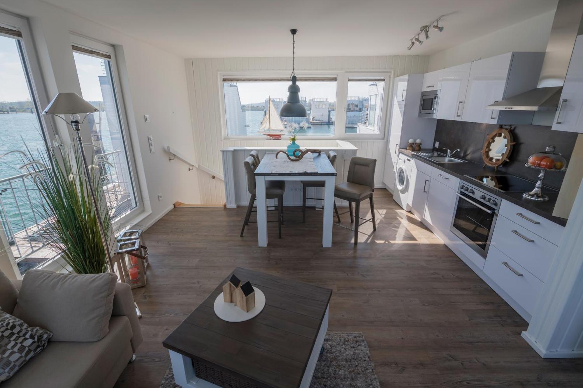 Schwimmendes Ferienhaus Antares One By Seeblick Ferien Oro, Rundum Wasser, Sauna Olpenitz Kültér fotó